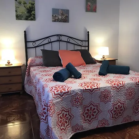 Casa Los Volcanes Country house *