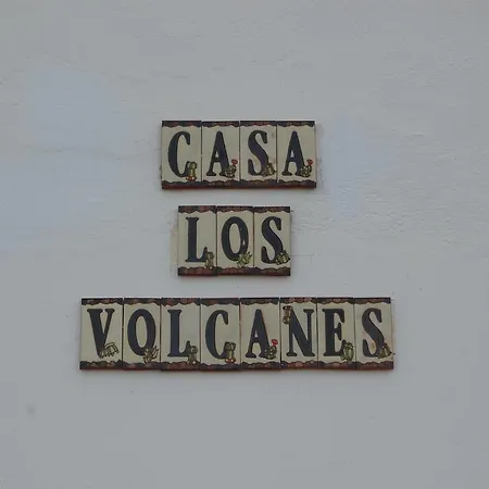 Casa Los Volcanes منزل ريفي يه